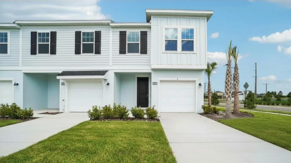 6844 HOLCOMBE DOWN DRIVE Zephyrhills, FL 33541