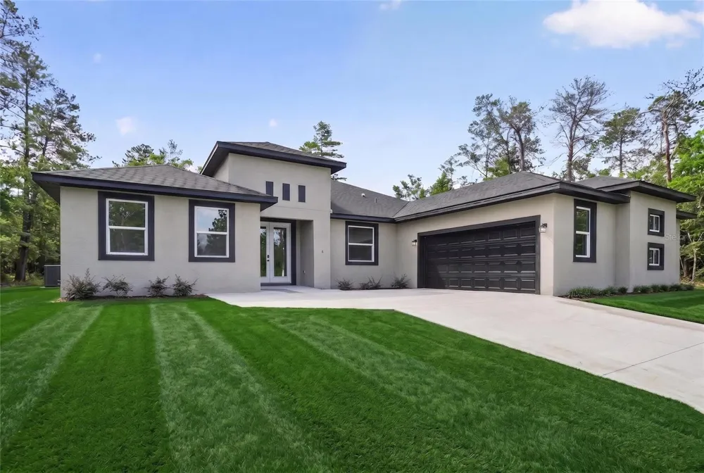 4 LONE PINE STREET Homosassa, FL 34446
