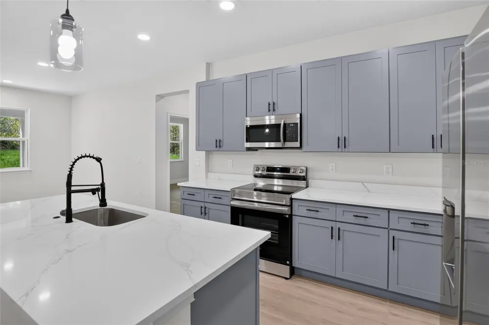 4 LONE PINE STREET Homosassa, FL 34446