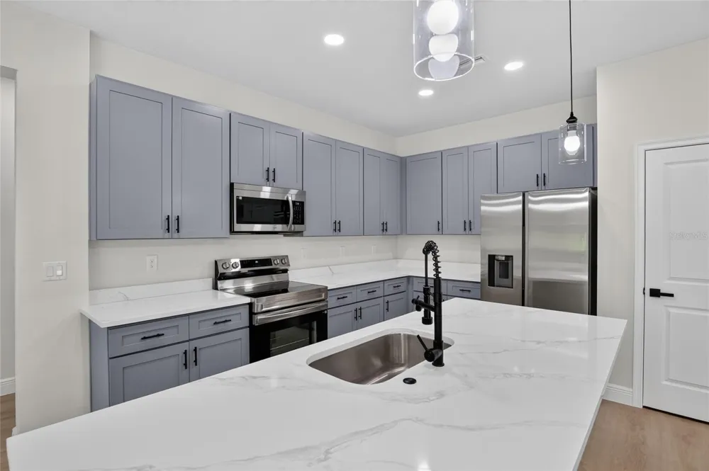 4 LONE PINE STREET Homosassa, FL 34446