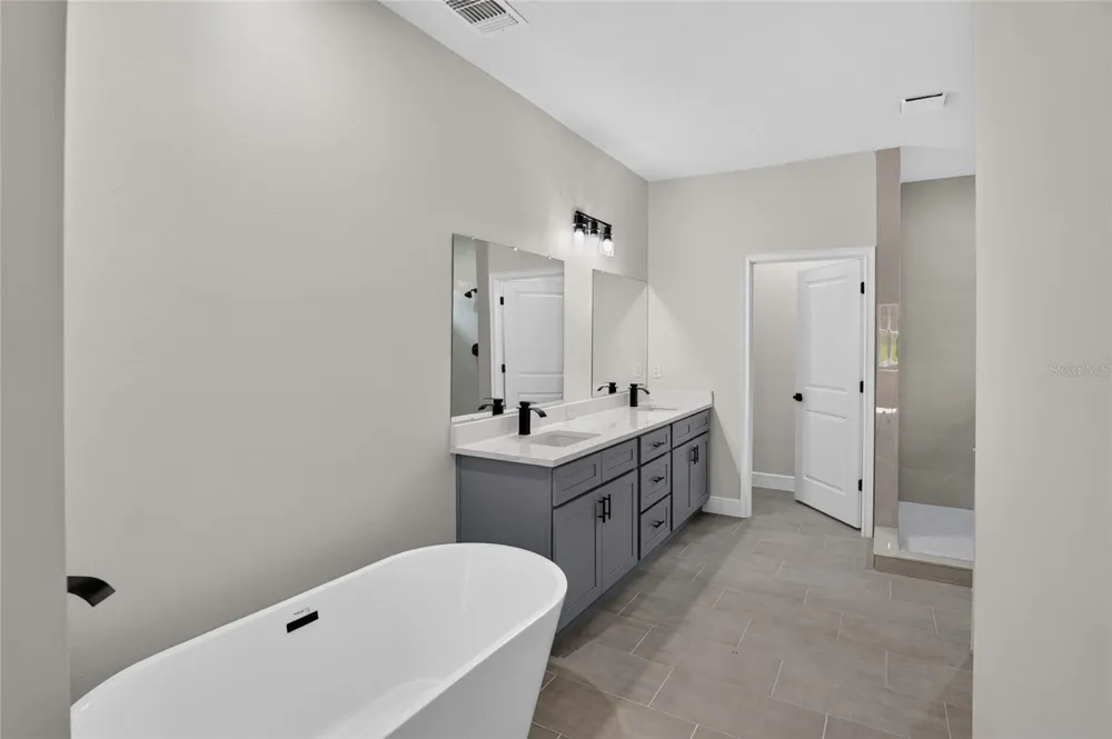 4 LONE PINE STREET Homosassa, FL 34446