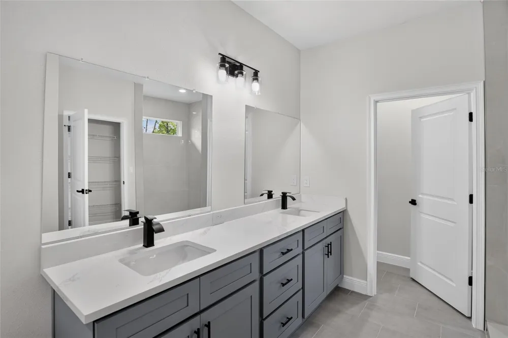 4 LONE PINE STREET Homosassa, FL 34446