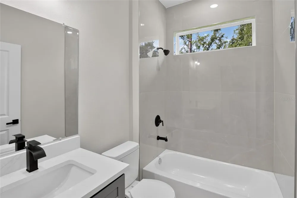 4 LONE PINE STREET Homosassa, FL 34446
