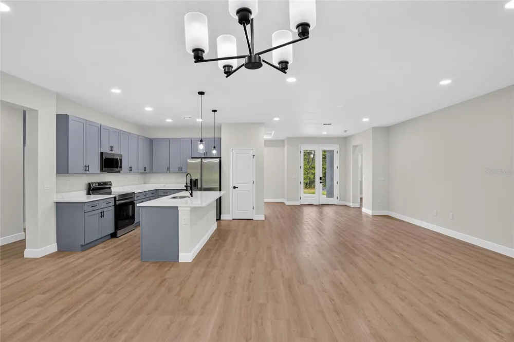 4 LONE PINE STREET Homosassa, FL 34446