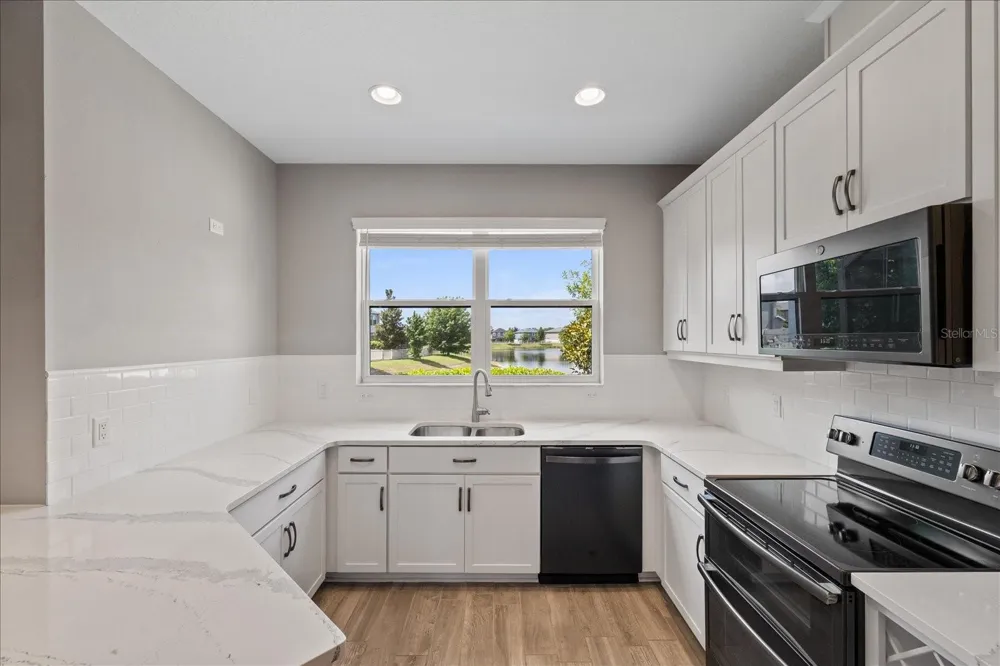 18876 BEAUTYBERRY COURT Lutz, FL 33558