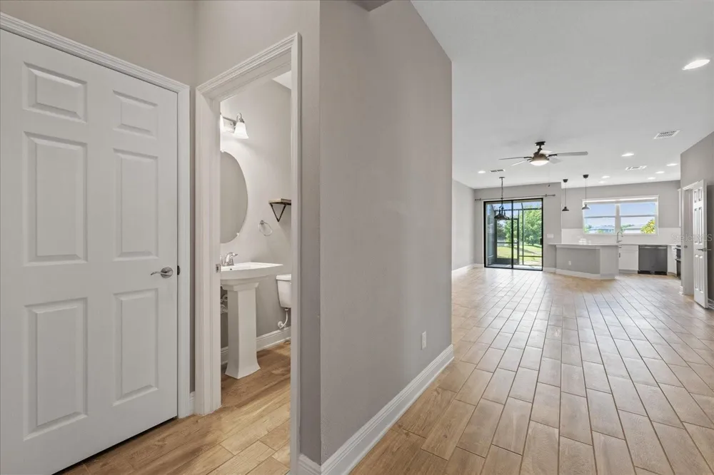 18876 BEAUTYBERRY COURT Lutz, FL 33558