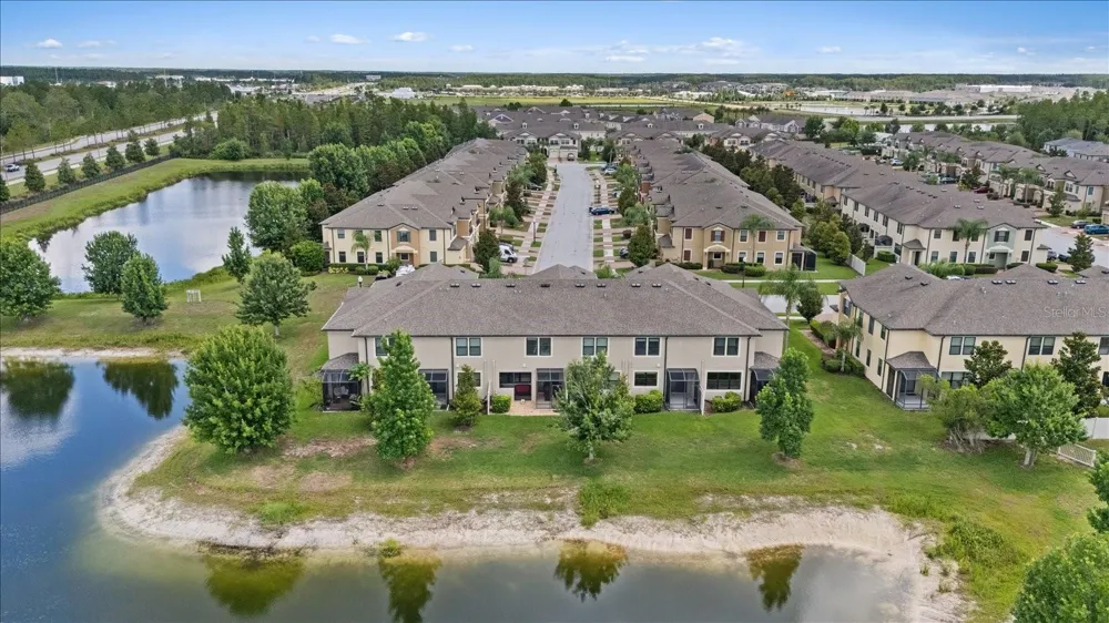 18876 BEAUTYBERRY COURT Lutz, FL 33558