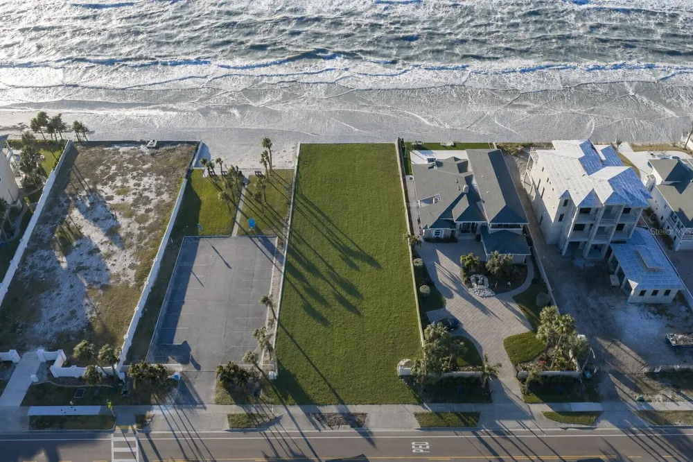 620 GULF BOULEVARD Belleair Shore, FL 33786
