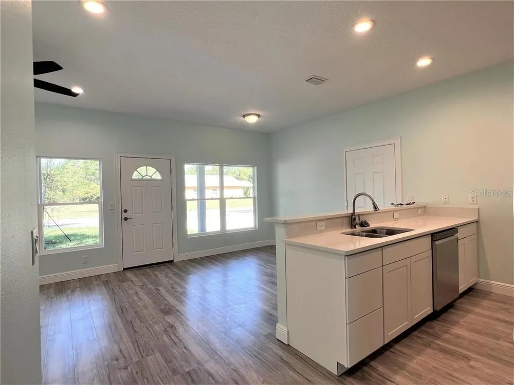 1418 ORANGE STREET Mount Dora, FL 32757