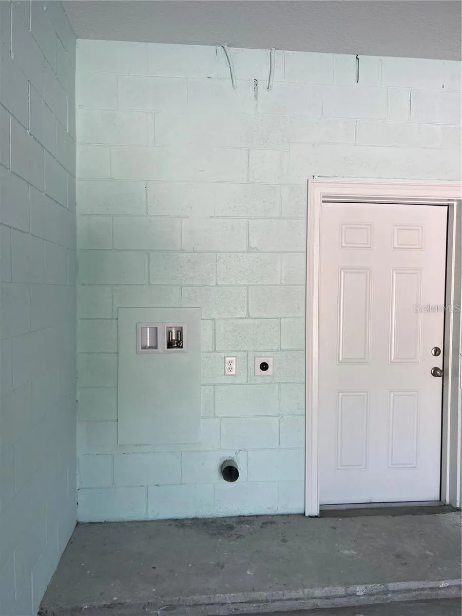 1418 ORANGE STREET Mount Dora, FL 32757