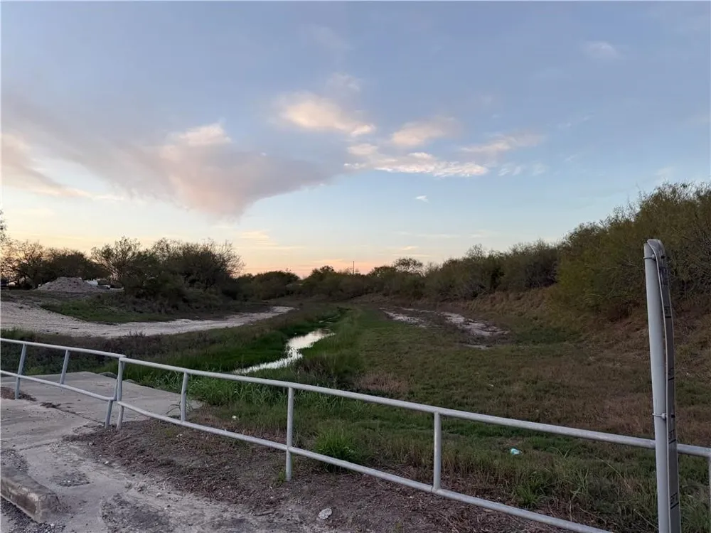 610 W Avenue I Kingsville, TX 78363