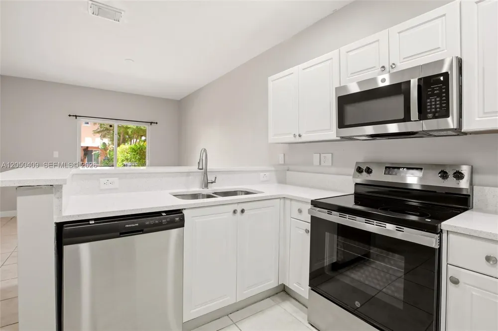 22946 SW 112th Pl Miami, FL 33170