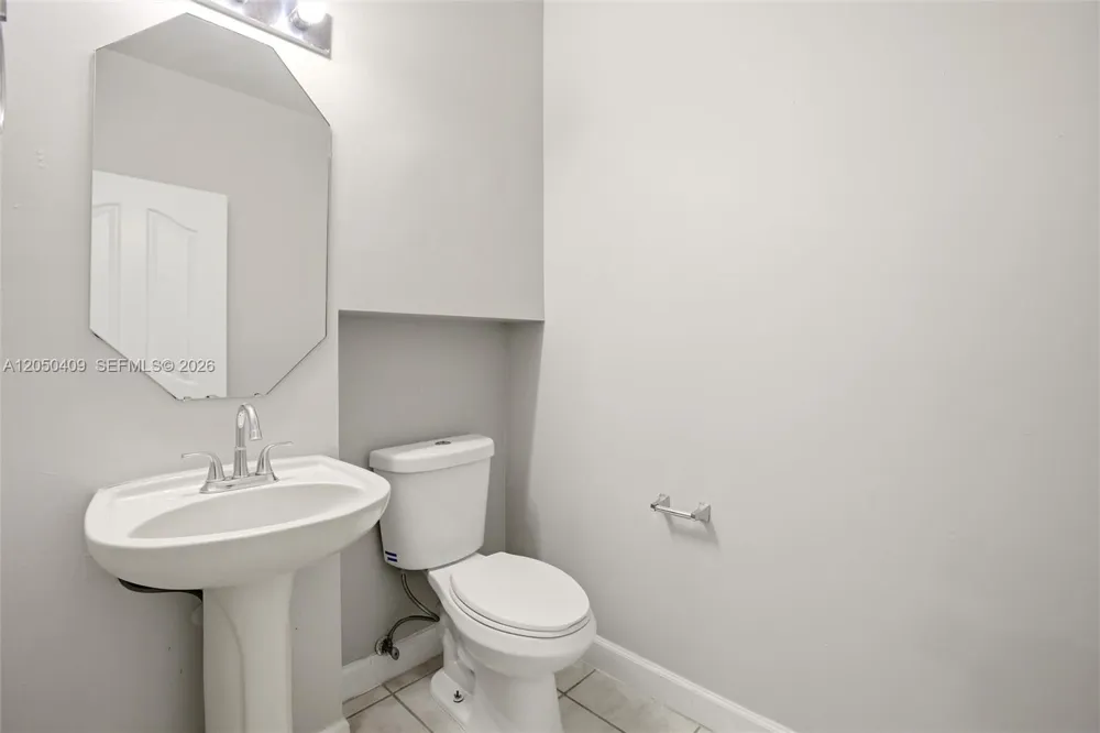 22946 SW 112th Pl Miami, FL 33170