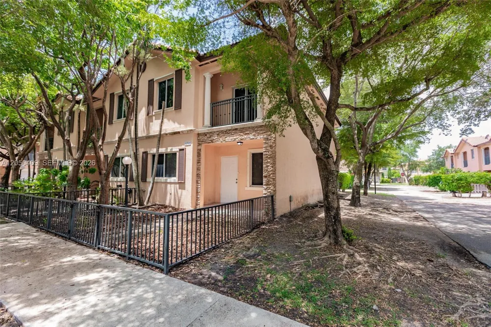 22946 SW 112th Pl Miami, FL 33170