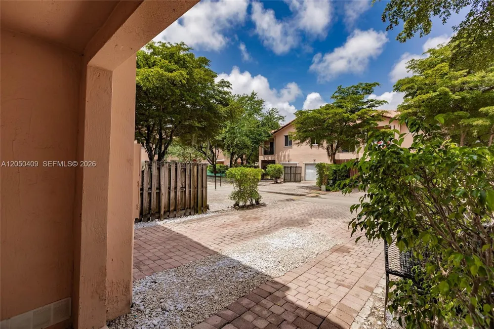 22946 SW 112th Pl Miami, FL 33170
