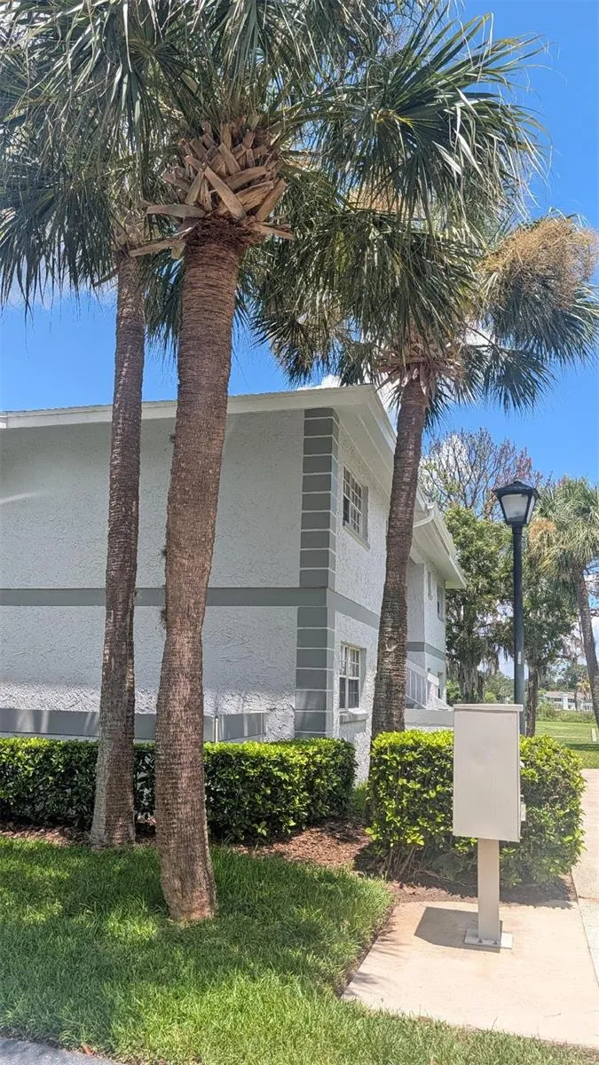 458 FAIRWAYS CIRCLE #201 ocala, FL 34472
