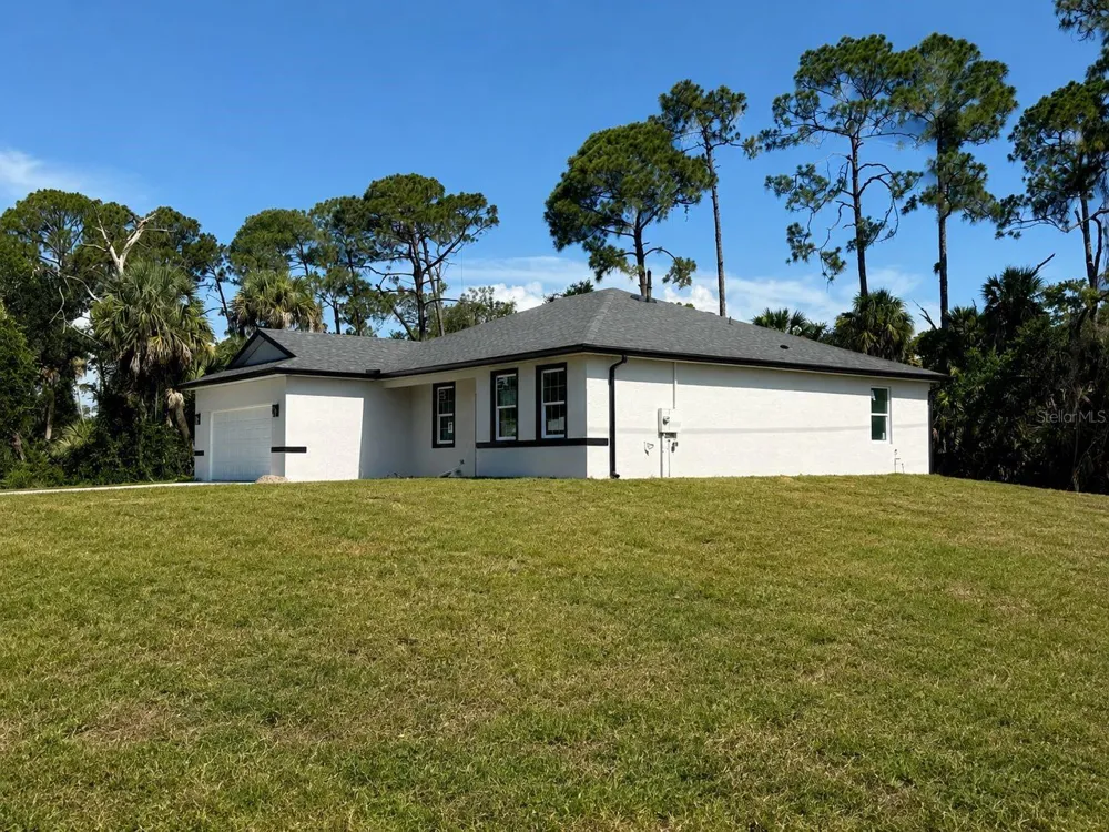 3964 LAS VEGAS AVENUE North Port, FL 34288