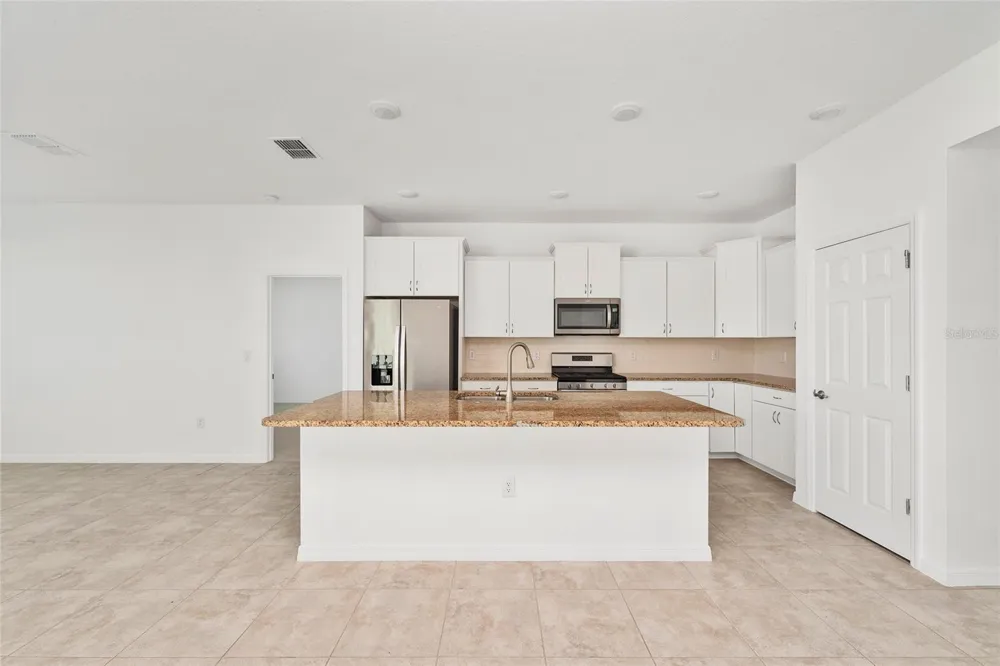6175 SW 74TH COURT ocala, FL 34474