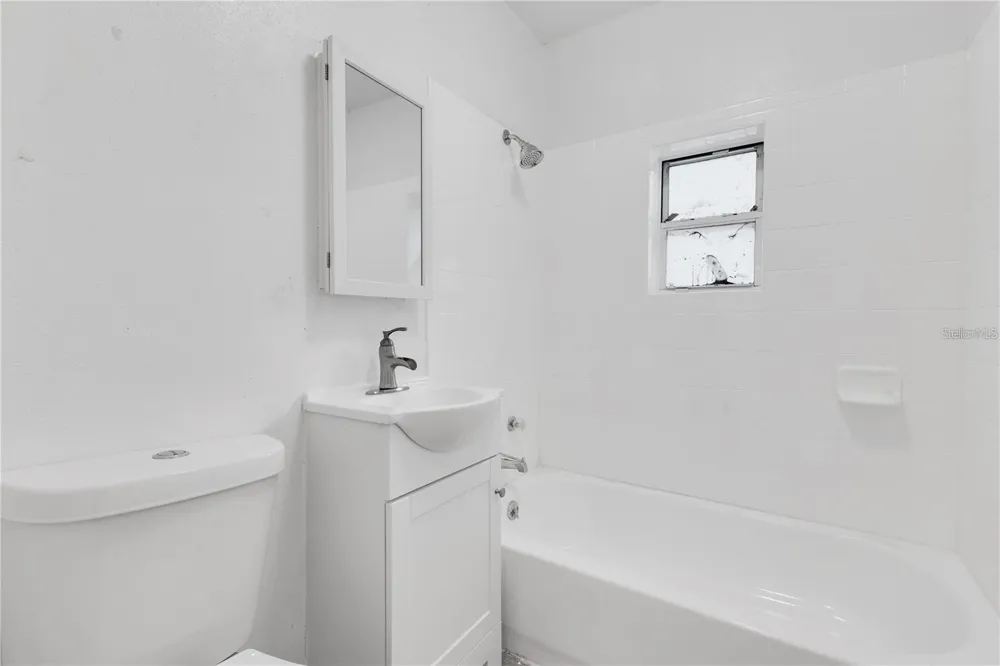 1029 COLYER STREET Orlando, FL 32805