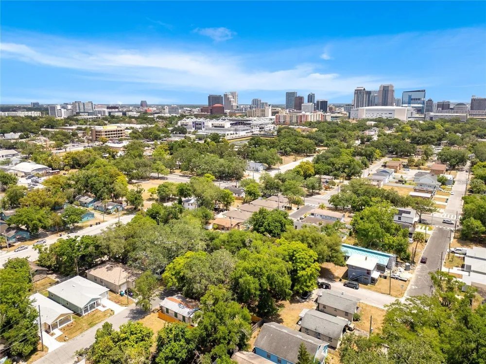 1029 COLYER STREET Orlando, FL 32805