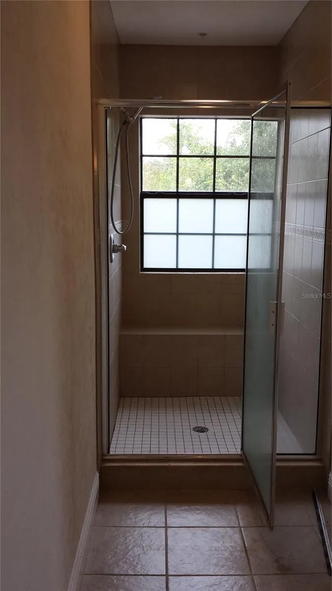 2602 SW 87TH DRIVE #201 Gainesville, FL 32608