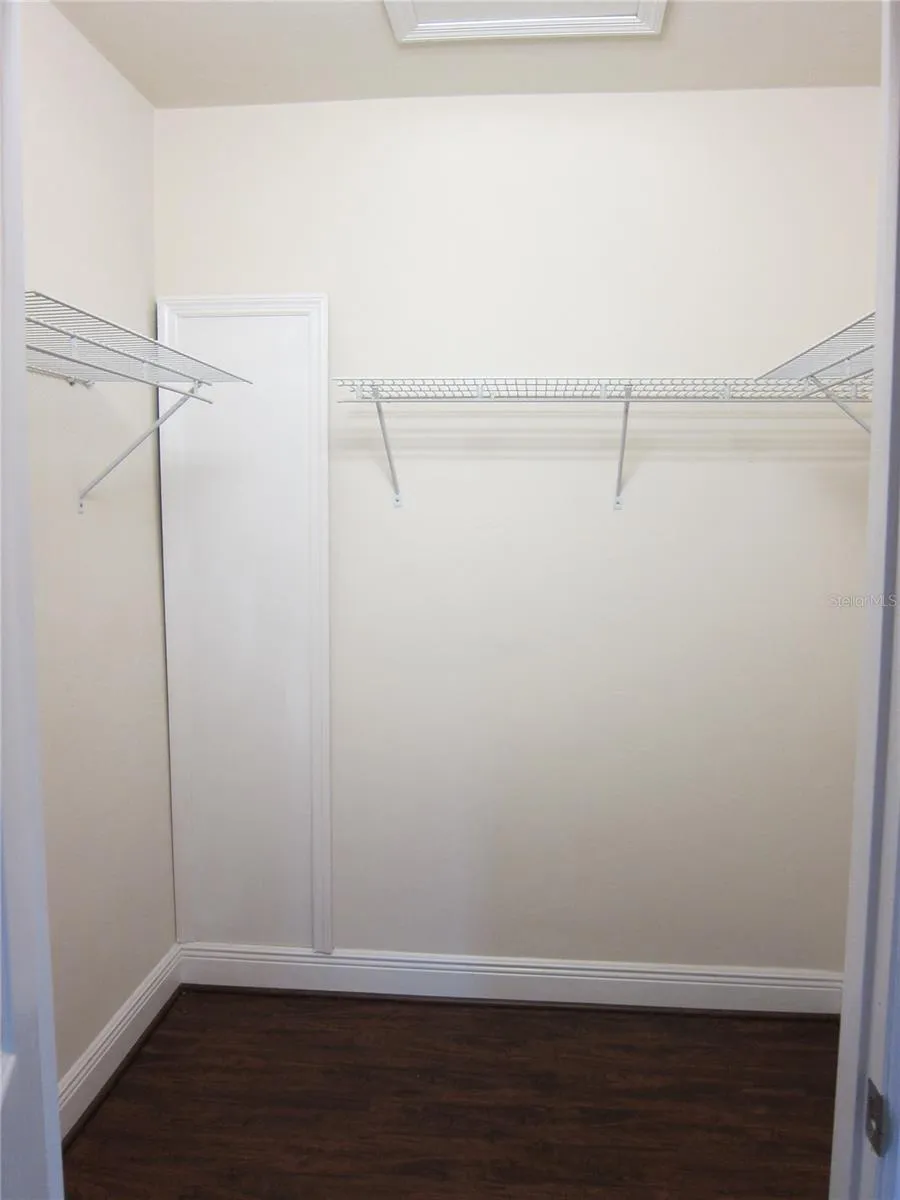 2602 SW 87TH DRIVE #201 Gainesville, FL 32608