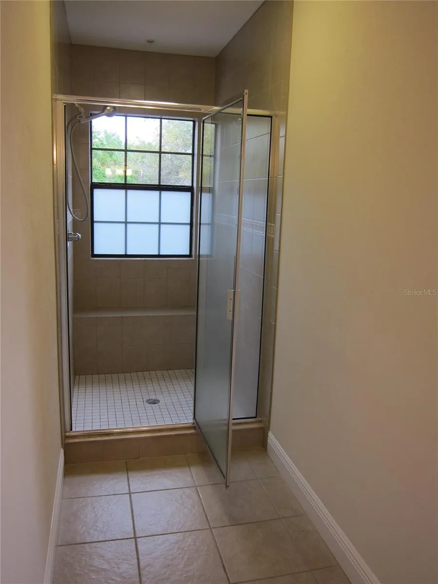 2602 SW 87TH DRIVE #201 Gainesville, FL 32608