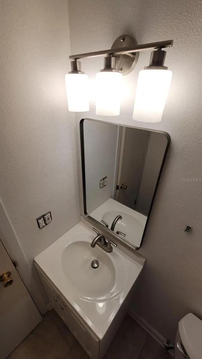 3036 LOWERY DRIVE Oviedo, FL 32765