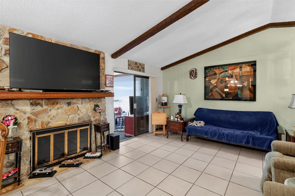 7465 GALLOWAY ROAD Weeki Wachee, FL 34613