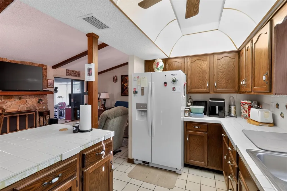 7465 GALLOWAY ROAD Weeki Wachee, FL 34613