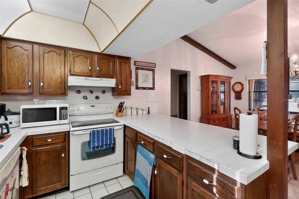 7465 GALLOWAY ROAD Weeki Wachee, FL 34613