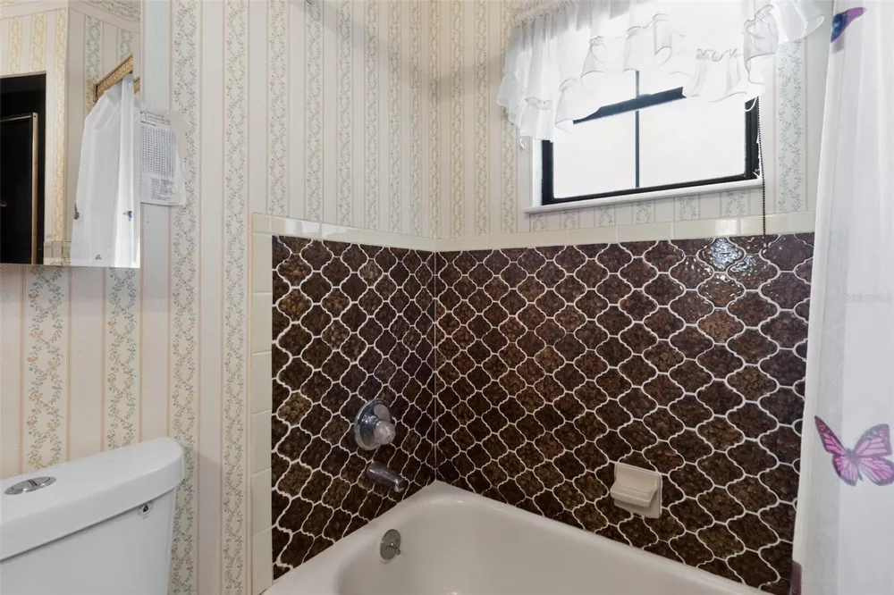 7465 GALLOWAY ROAD Weeki Wachee, FL 34613