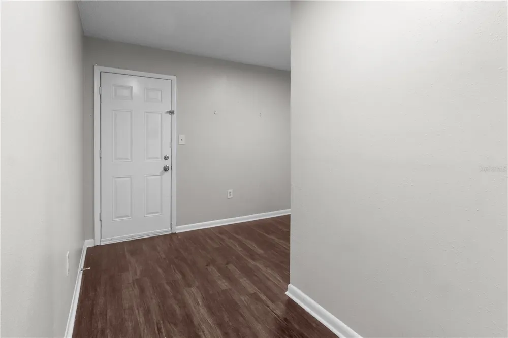 2417 ROSLYN LANE Lakeland, FL 33812