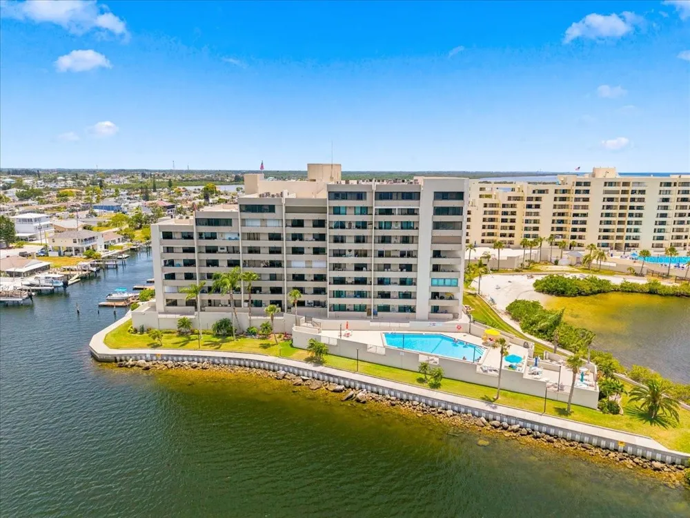 6035 SEA RANCH DRIVE #100 Hudson, FL 34667