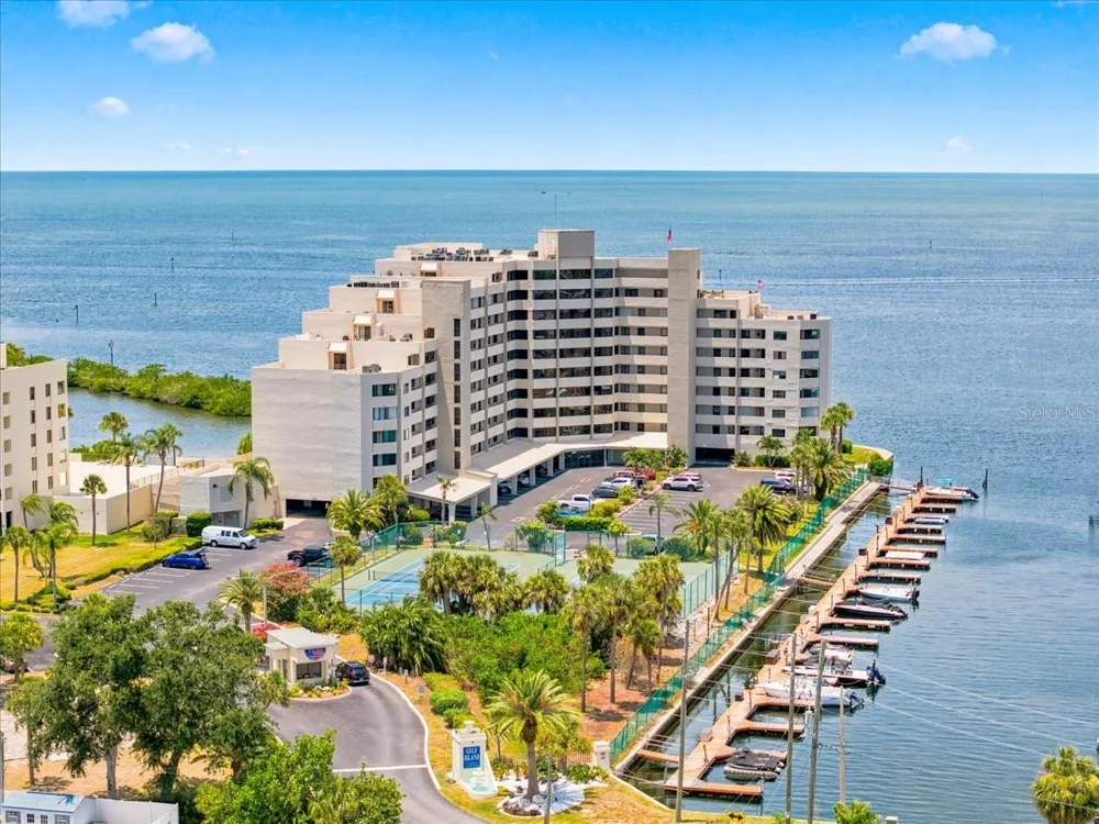 6035 SEA RANCH DRIVE #100 Hudson, FL 34667