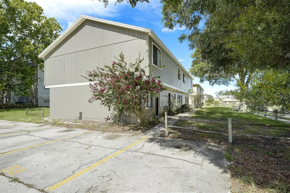 12062 TIFT CIRCLE Orlando, FL 32826