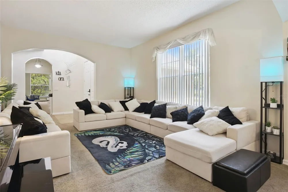 1603 JOHNS COVE LN Oakland, FL 34787