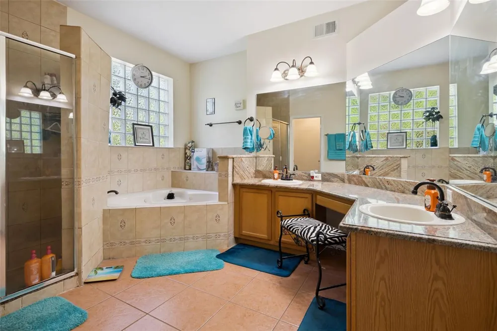 1603 JOHNS COVE LN Oakland, FL 34787
