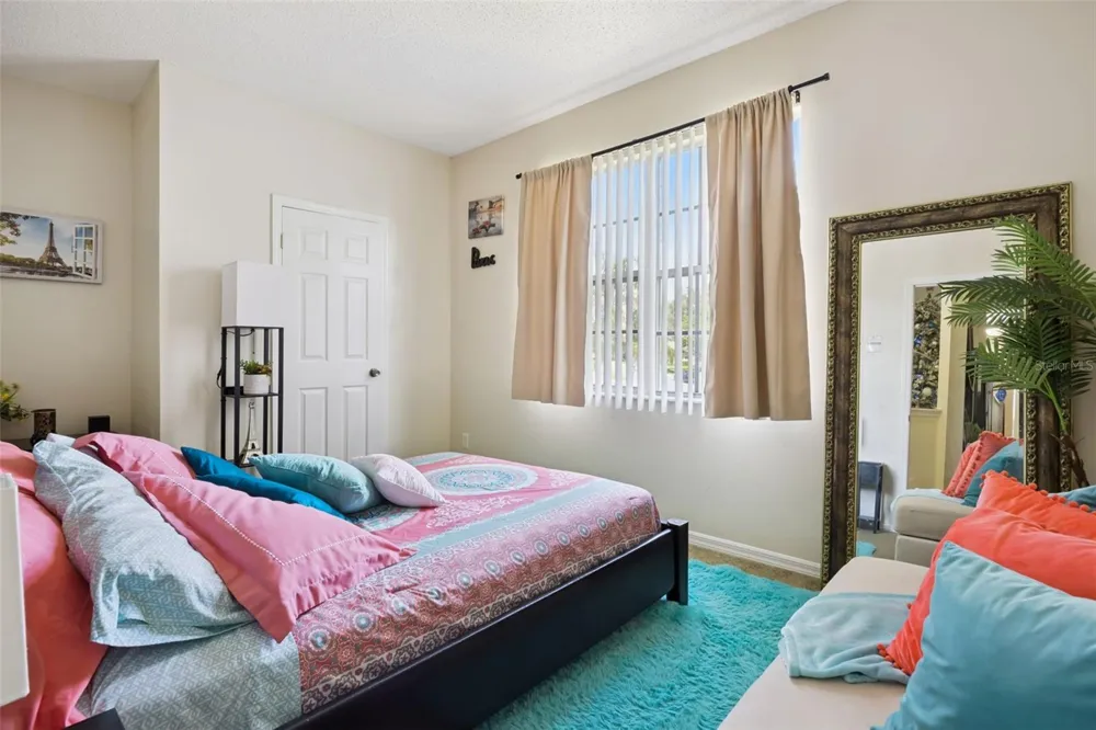 1603 JOHNS COVE LN Oakland, FL 34787
