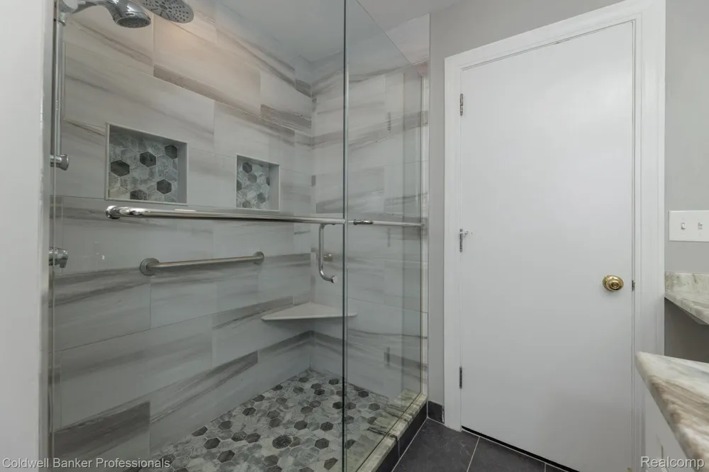 1416 Renaud Road Grosse Pointe Woods City, MI 48236