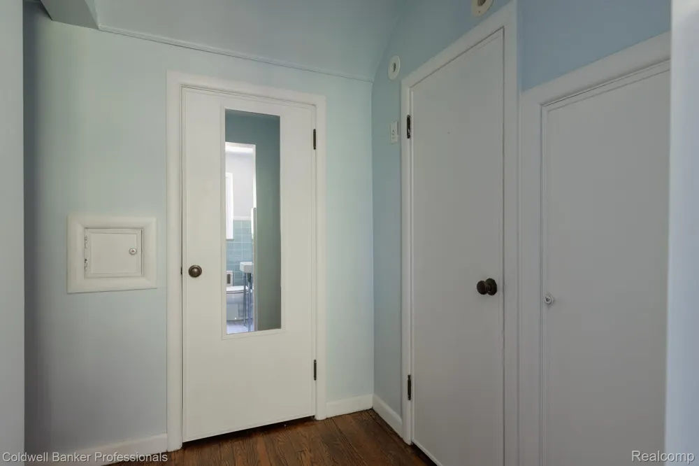 1416 Renaud Road Grosse Pointe Woods City, MI 48236