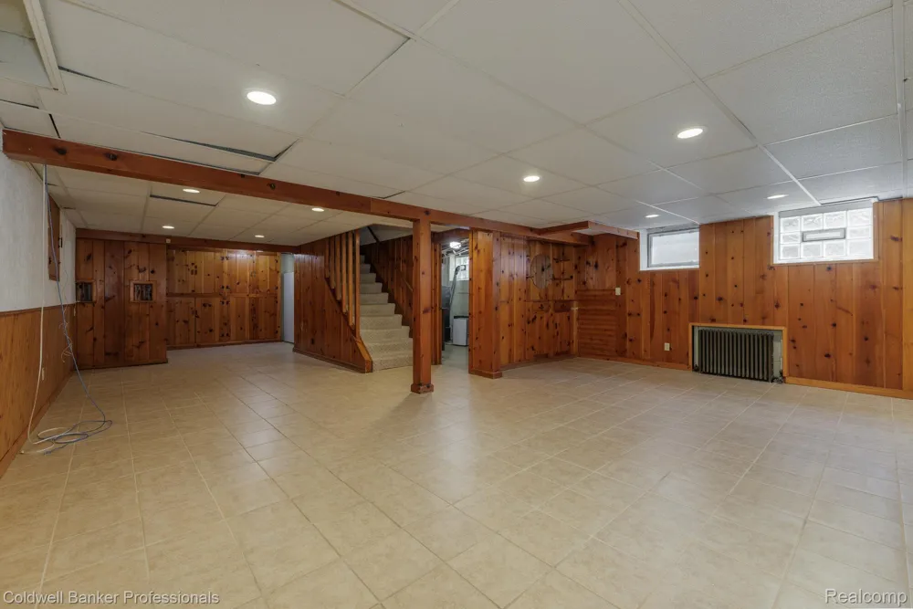 1416 Renaud Road Grosse Pointe Woods City, MI 48236