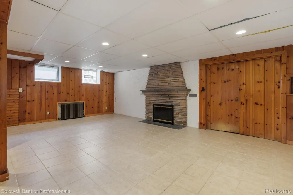 1416 Renaud Road Grosse Pointe Woods City, MI 48236