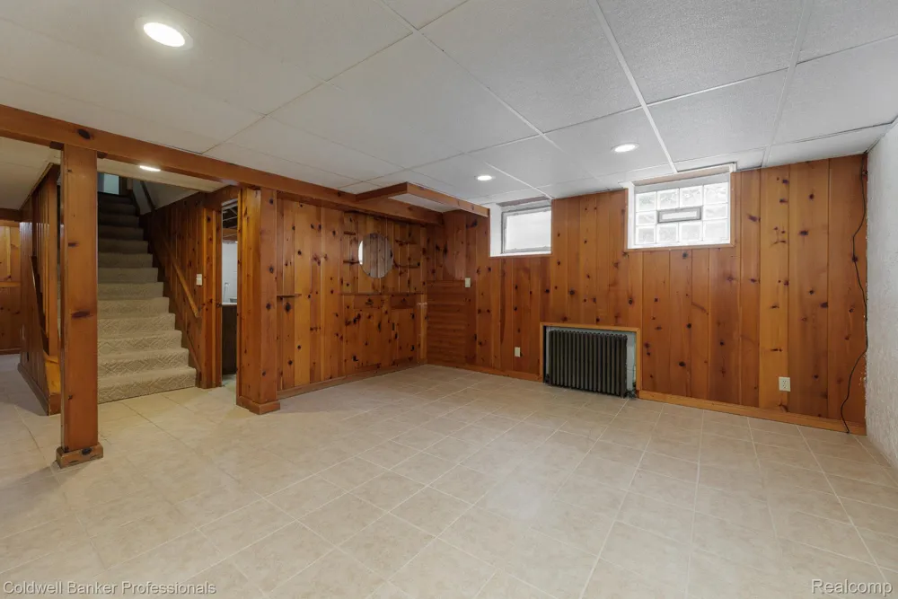 1416 Renaud Road Grosse Pointe Woods City, MI 48236