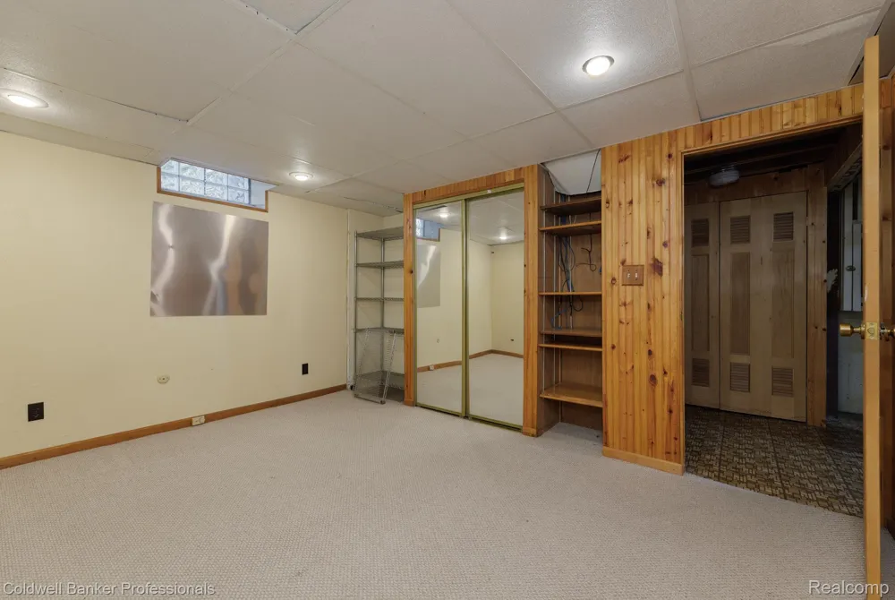 1416 Renaud Road Grosse Pointe Woods City, MI 48236