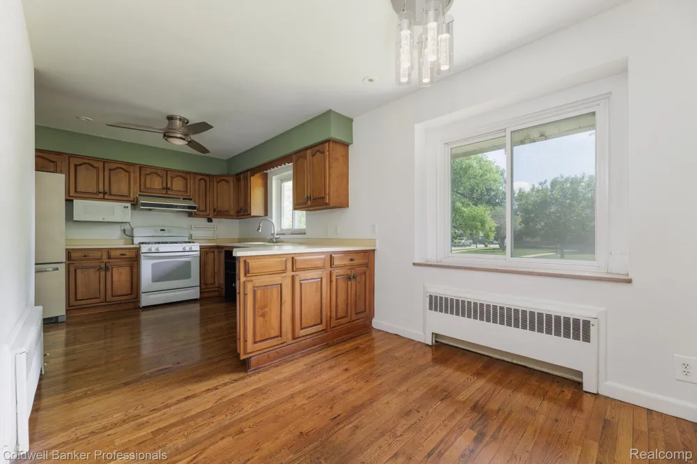 1416 Renaud Road Grosse Pointe Woods City, MI 48236