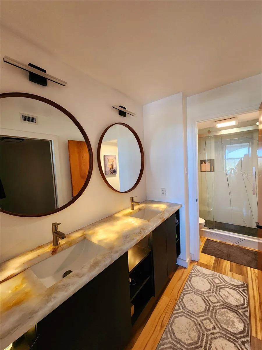 3211 W SWANN AVENUE #1110 Tampa, FL 33609