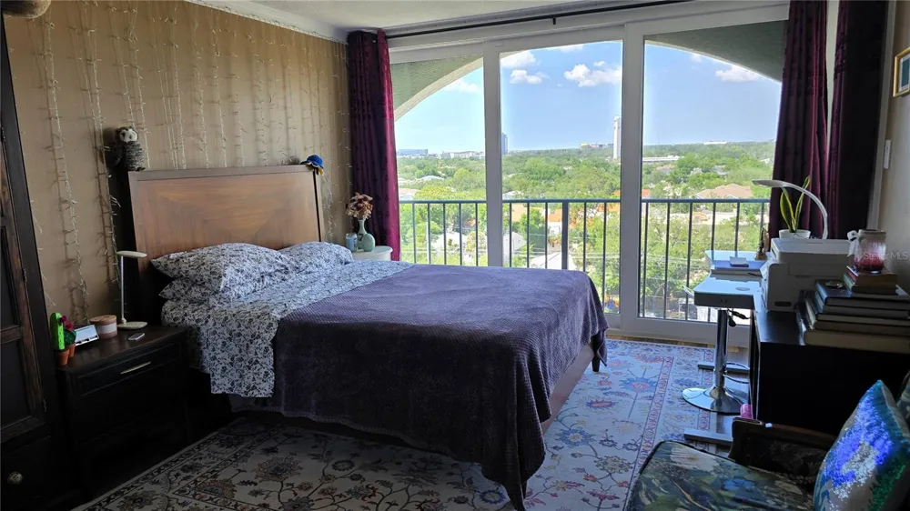 3211 W SWANN AVENUE #1110 Tampa, FL 33609
