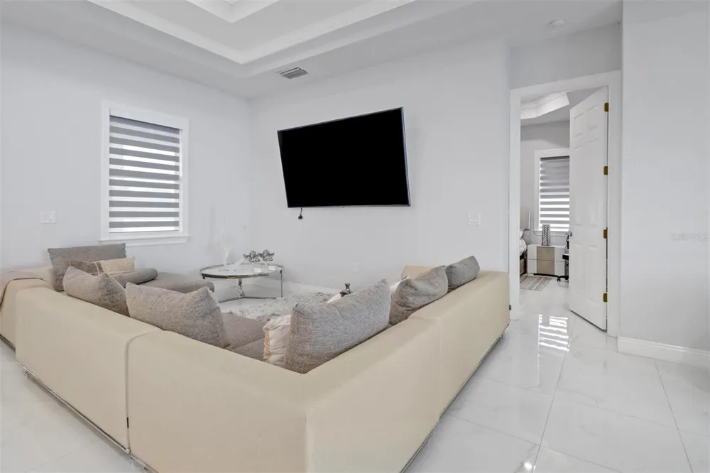 2394 45TH AVENUE NE Naples, FL 34120