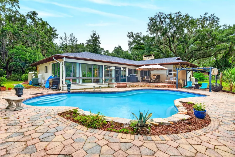 11795 SW HIGHWAY 484 Dunnellon, FL 34432